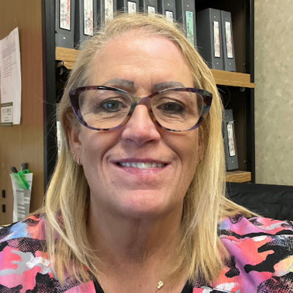Meet your Posher, Sharon